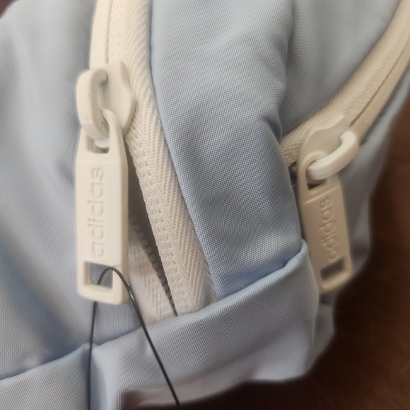 Adidas Baby Light Blue Crossbody Bum Bag Fanny Pack NWOT - Picture 6 of 7